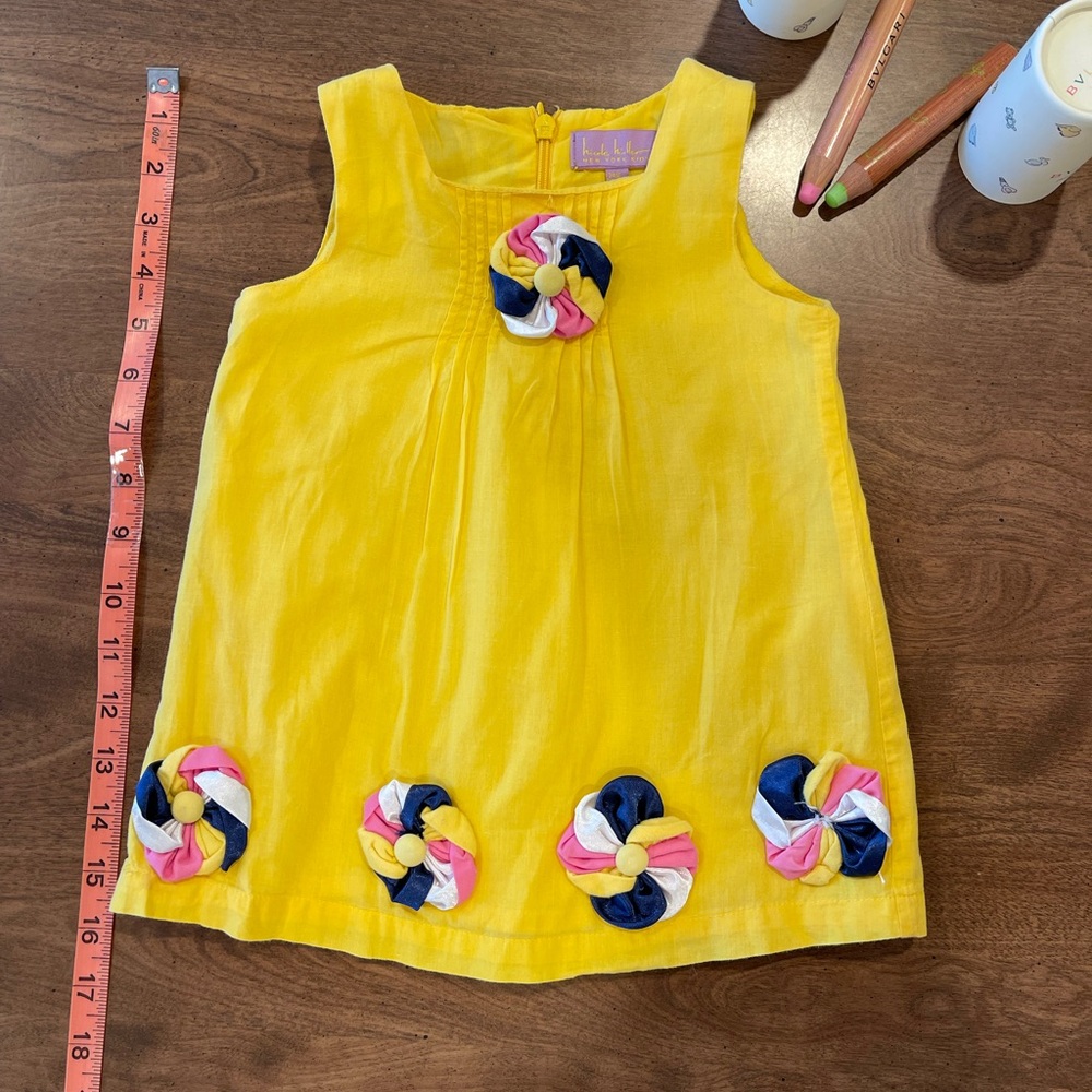 Nicole Miller **RARE** Children’s Dress with Pinwheel Accents